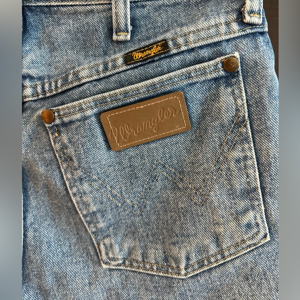 Wrangler Cutoff Shorts Size 28